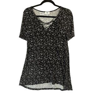 old navy women short sleeve black t shirt Size S